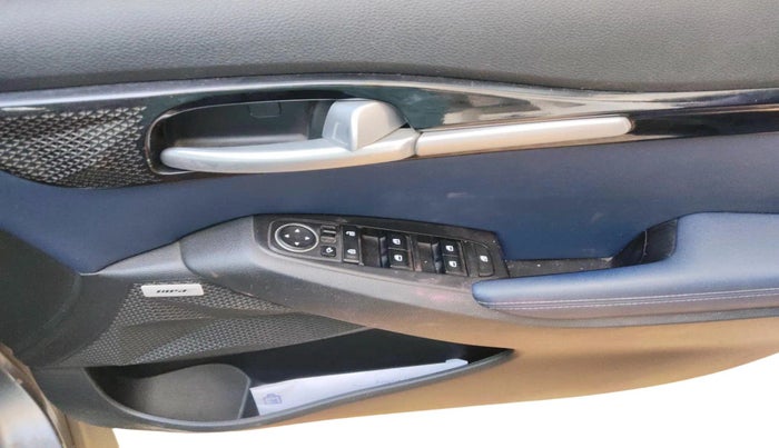 2023 KIA SELTOS X LINE 1.5 DIESEL AT, Diesel, Automatic, 49,707 km, interior