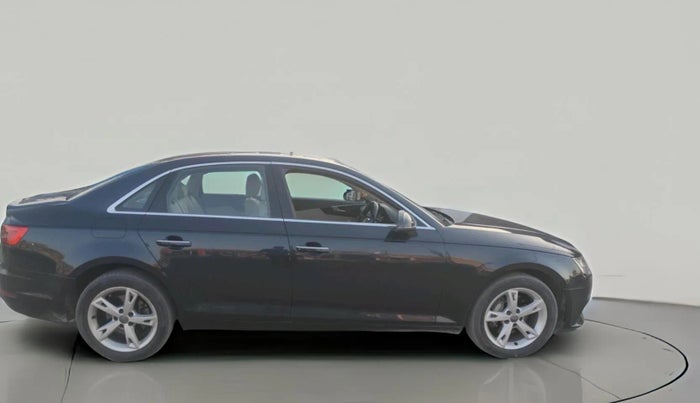 2017 Audi A4 35 TDI Technology, Diesel, Automatic, 1,14,569 km, exterior