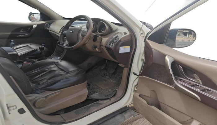 2013 Mahindra XUV500 W8, Diesel, Manual, 1,71,332 km, interior