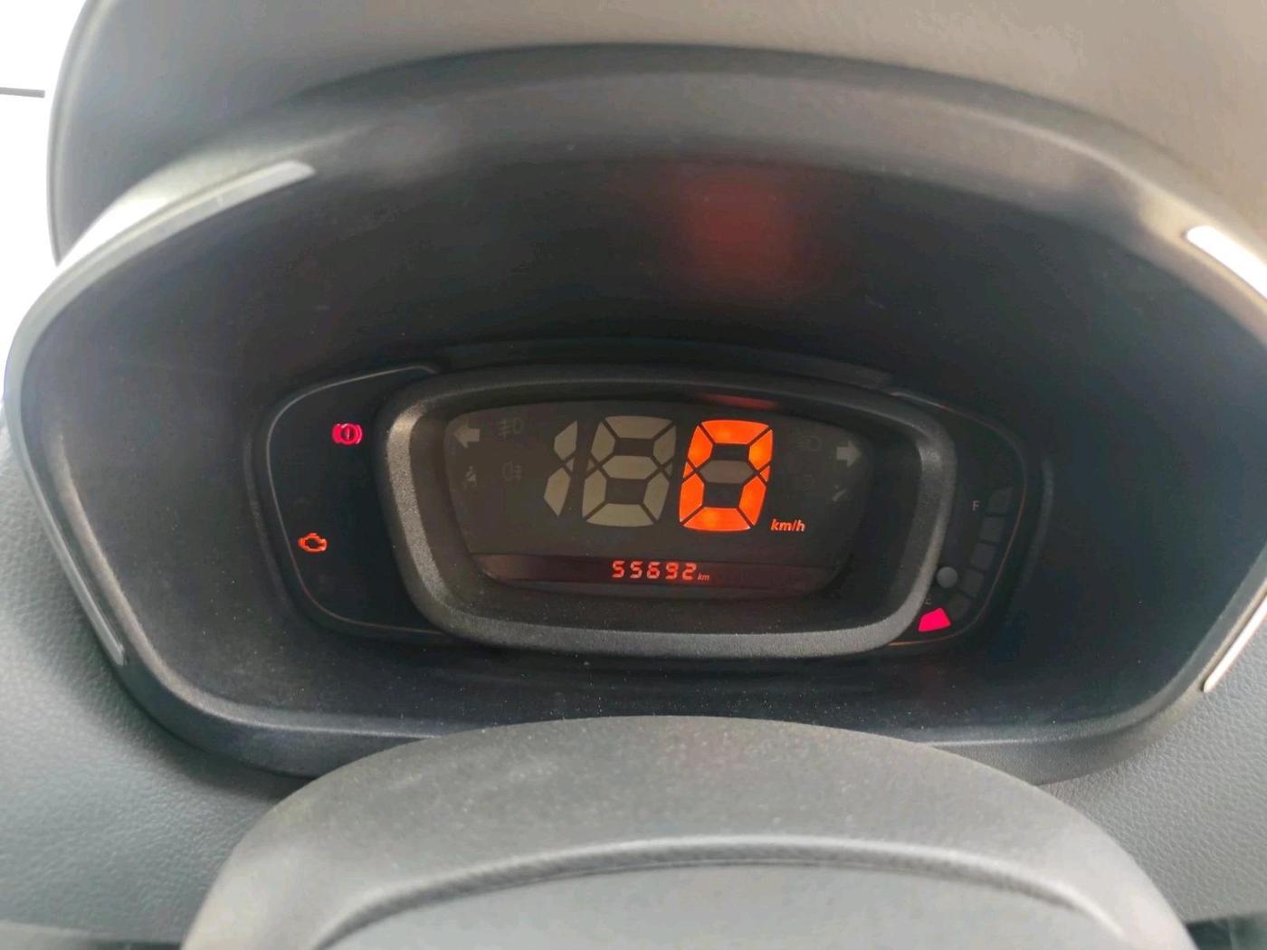 2016 Renault Kwid RXT 1.0, Petrol, Manual, 55,692 km, interior