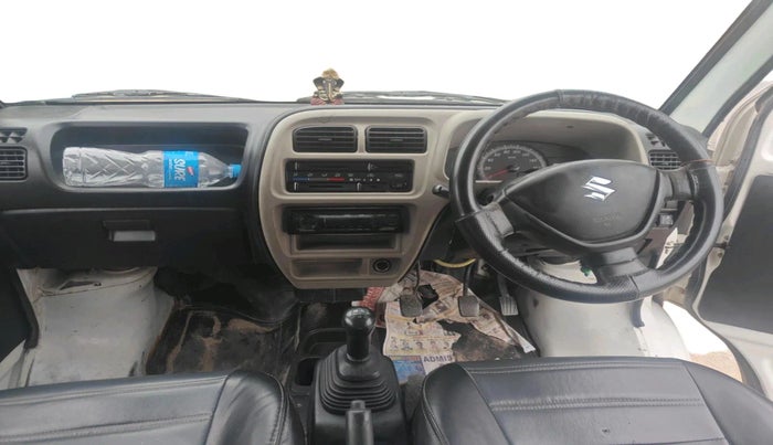 2020 Maruti Eeco 5 STR WITH A/C+HTR, CNG, Manual, 1,24,495 km, interior