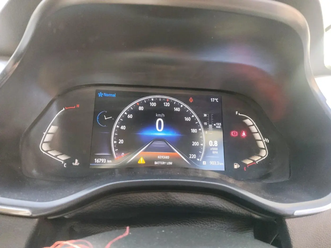 2024 Renault Kiger RXZ MT, Petrol, Manual, 16,793 km, interior