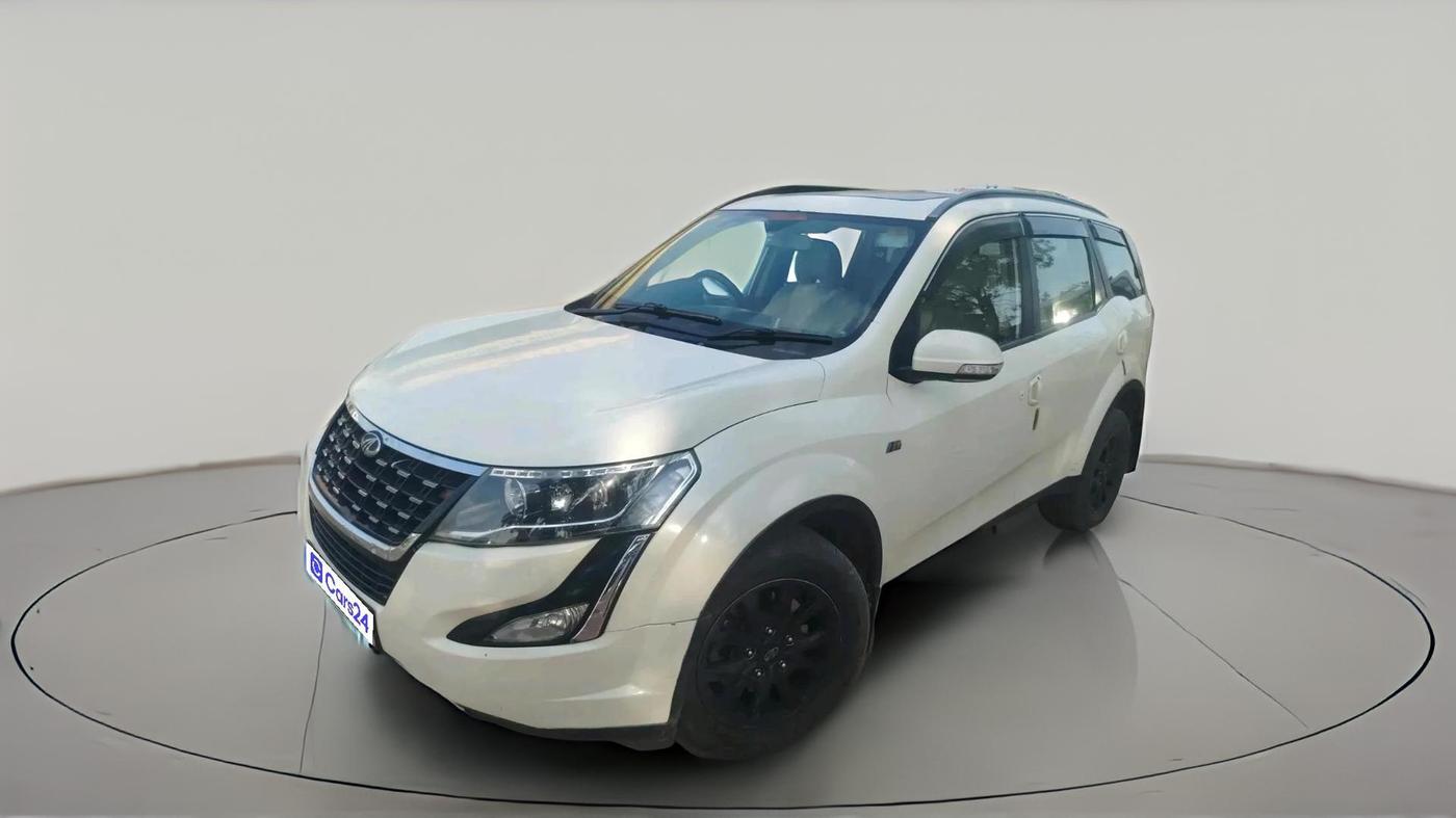 2018 Mahindra XUV500 W9, Diesel, Manual, 1,43,218 km, exterior