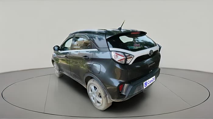 2021 Tata NEXON XM PETROL, CNG, Manual, 1,33,905 km, exterior