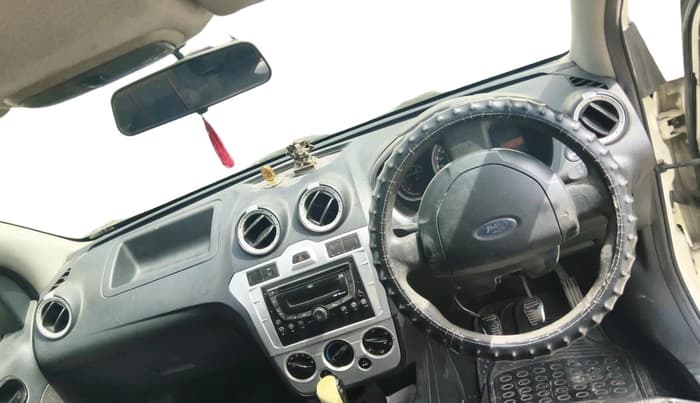 2011 Ford Figo ZXI 1.4 DIESEL, Diesel, Manual, 1,87,115 km, interior