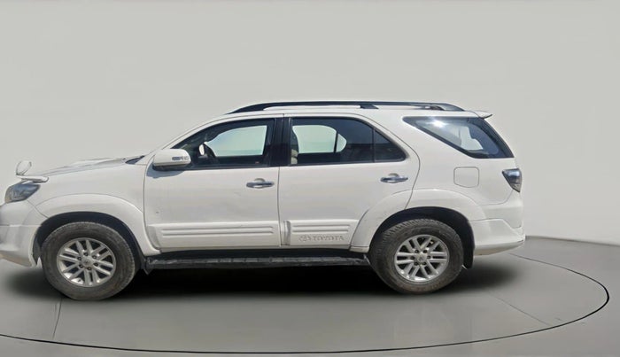 2013 Toyota Fortuner 3.0 4X2 MT, Diesel, Manual, 2,29,697 km, exterior