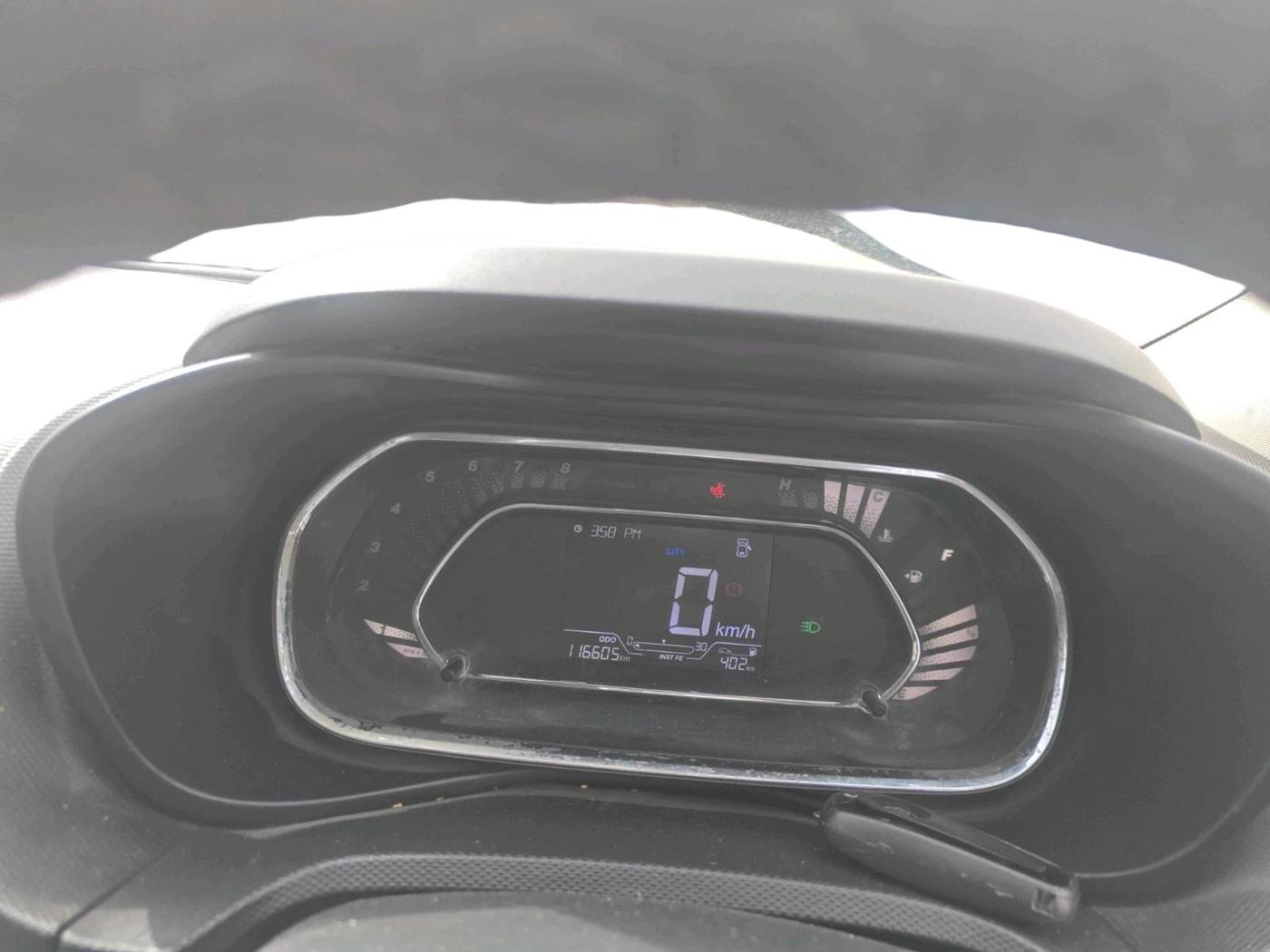 2022 Tata NEXON XZ PLUS PETROL, Petrol, Manual, 1,19,000 km, interior