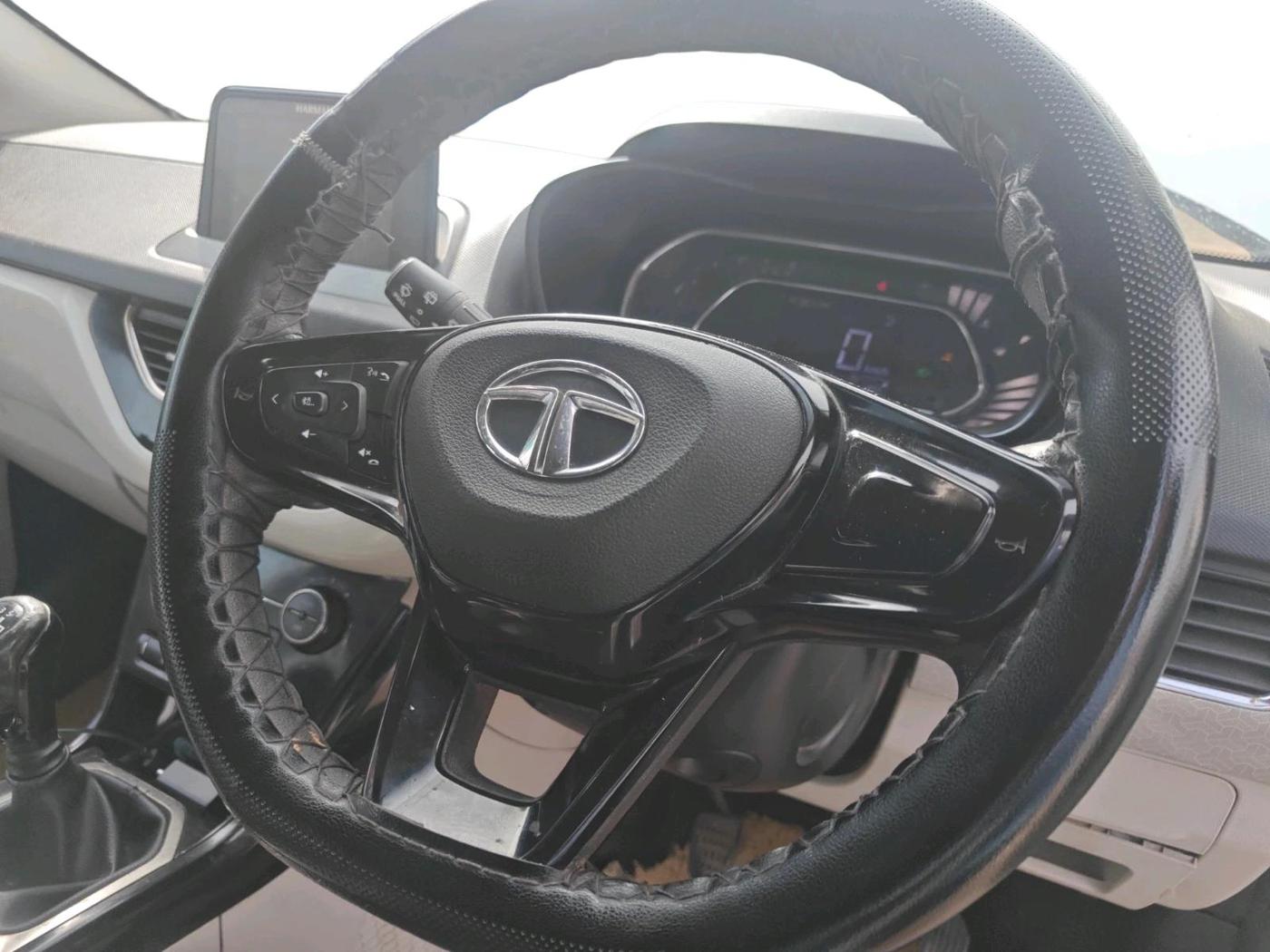 2022 Tata NEXON XZ PLUS PETROL, Petrol, Manual, 1,19,000 km, interior