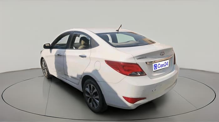 2015 Hyundai Verna FLUIDIC 1.6 CRDI S(O) 4S, Diesel, Manual, 97,287 km, exterior