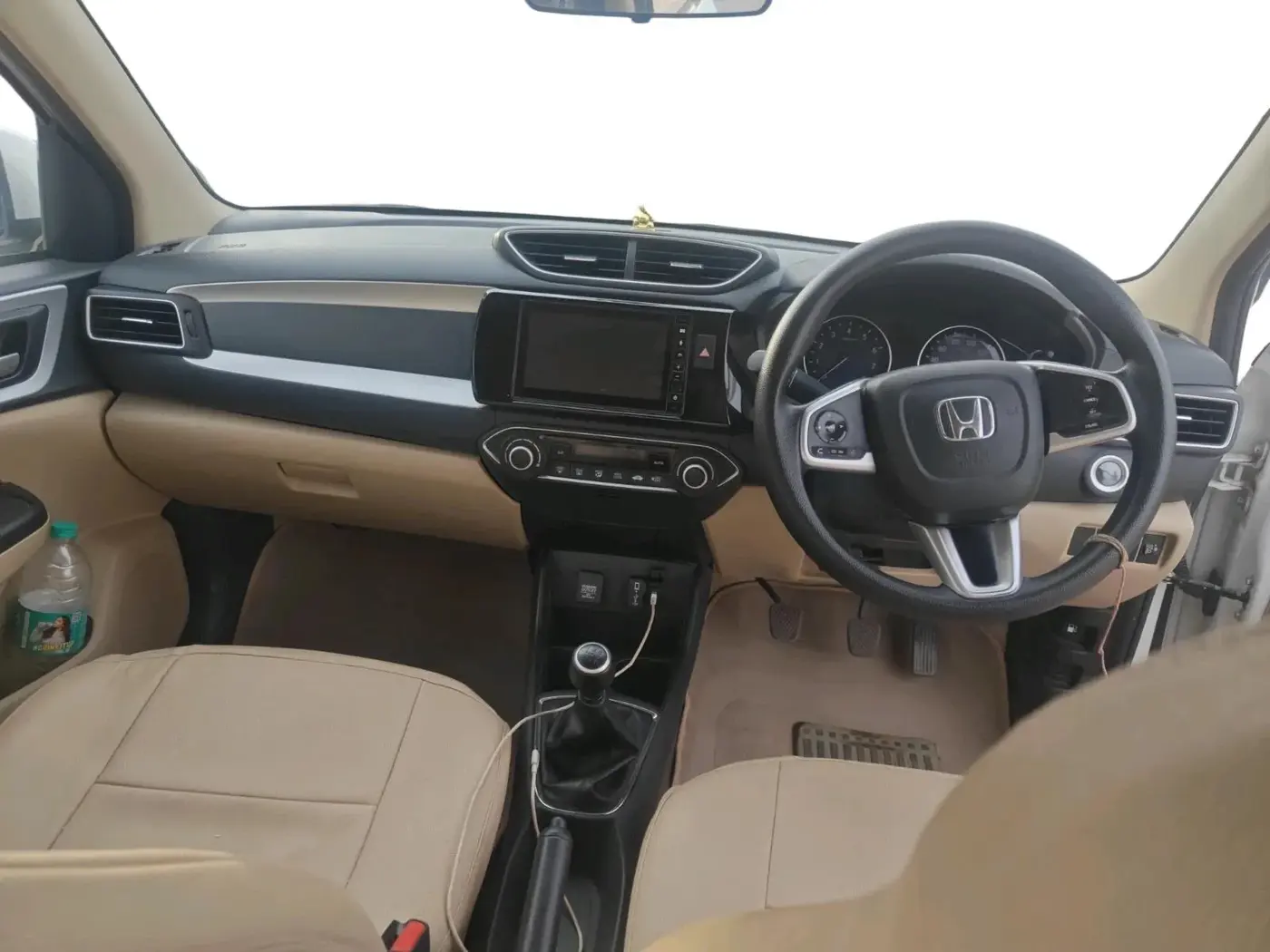 2024 Honda Amaze 1.2L I-VTEC VX, Petrol, Manual, 17,043 km, interior