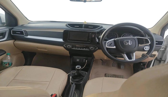 2024 Honda Amaze 1.2L I-VTEC VX, Petrol, Manual, 17,043 km, interior