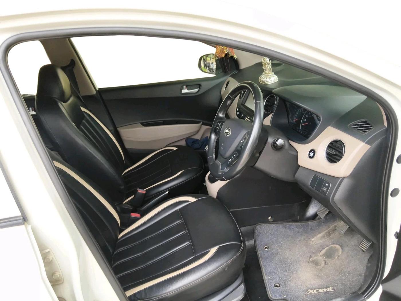 2017 Hyundai Grand i10 ASTA 1.2 KAPPA VTVT, Petrol, Manual, 15,113 km, interior