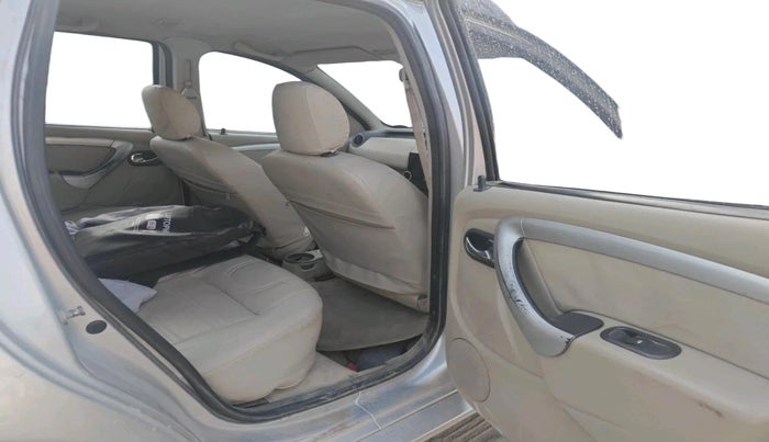 2014 Nissan Terrano XL (D), Diesel, Manual, 1,50,000 km, interior