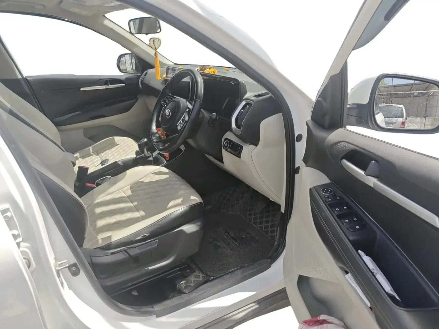 2020 KIA SONET HTX 1.0 IMT, Petrol, Manual, 36,235 km, interior