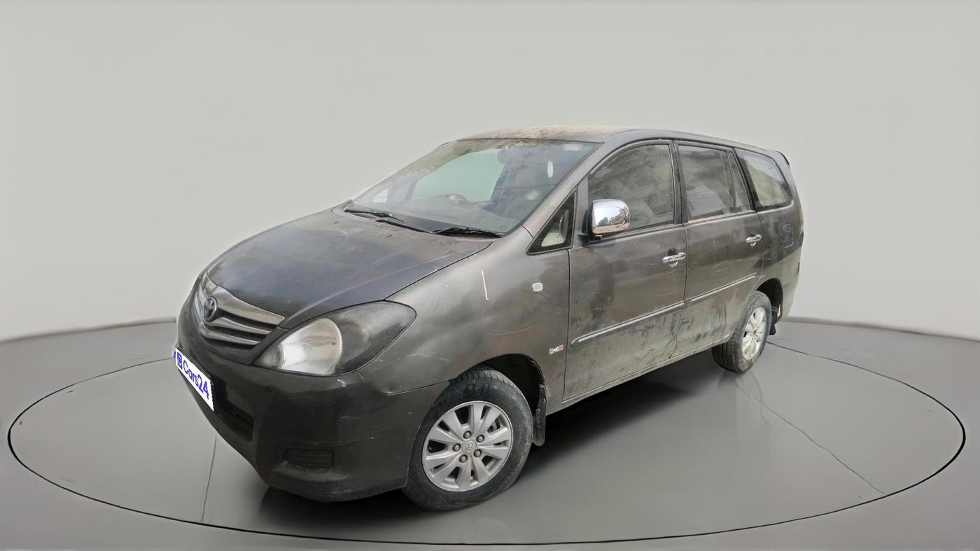 2011 Toyota Innova V 2.5 7 STR, Diesel, Manual, 3,54,517 km, exterior