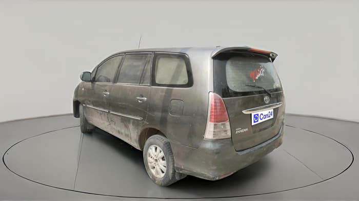 2011 Toyota Innova V 2.5 7 STR, Diesel, Manual, 3,54,517 km, exterior