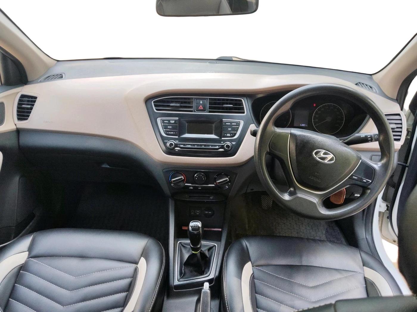 2018 Hyundai Elite i20 MAGNA EXECUTIVE 1.2, Petrol, Manual, 53,801 km, interior