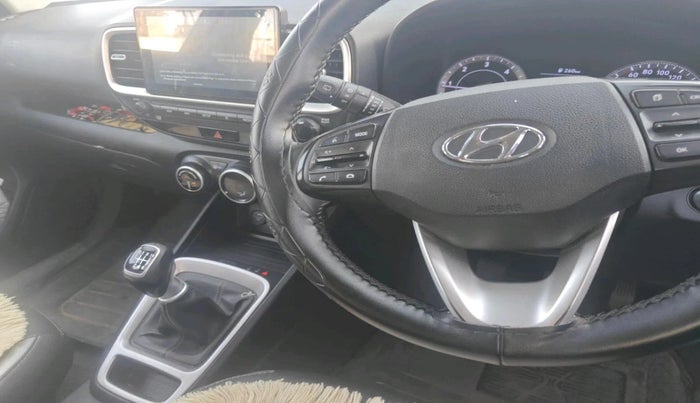2019 Hyundai VENUE SX(O) 1.4 CRDI, Diesel, Manual, 1,70,896 km, interior