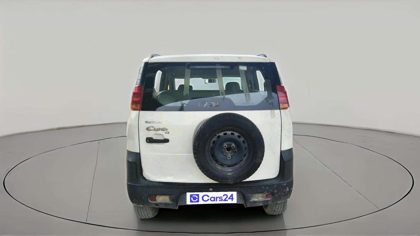 2013 Mahindra Quanto C2, Diesel, Manual, 1,74,529 km, exterior