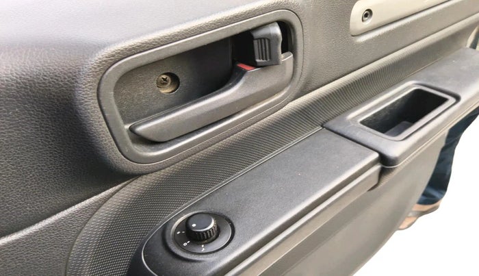 2021 Mahindra Thar LX  P 4WD AT CONVERTIBLE, Petrol, Automatic, 50,789 km, interior