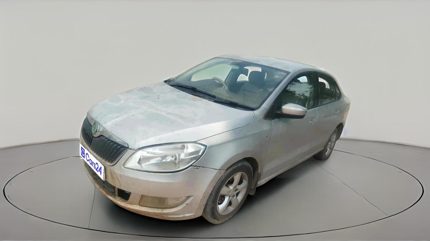 2013 Skoda Rapid ELEGANCE 1.6 TDI CR MT, Diesel, Manual, 1,16,074 km, exterior