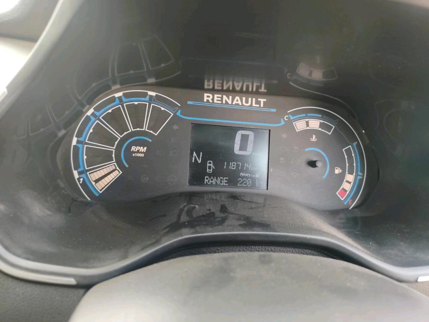 2021 Renault TRIBER RXZ AMT, Petrol, Automatic, 1,18,714 km, interior