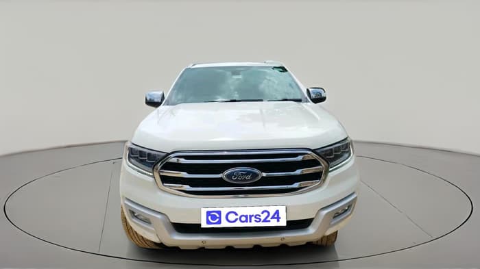 2017 Ford Endeavour TITANIUM 3.2 4X4 AT, Diesel, Automatic, 1,38,323 km, exterior