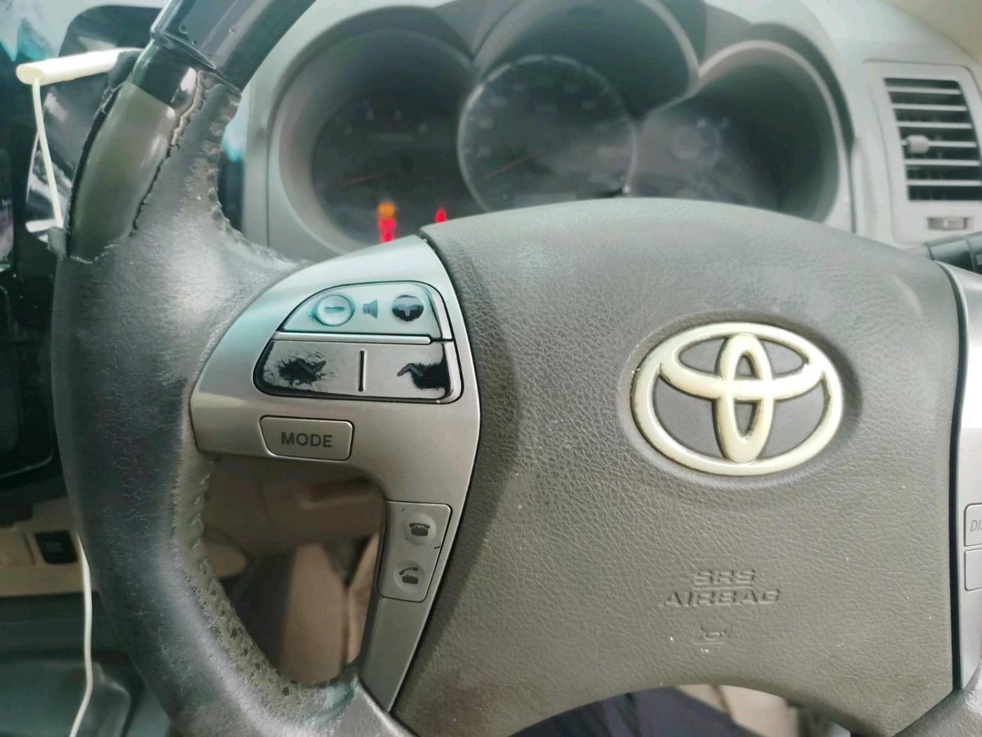 2013 Toyota Fortuner 3.0 4X2 MT, Diesel, Manual, 2,90,026 km, interior