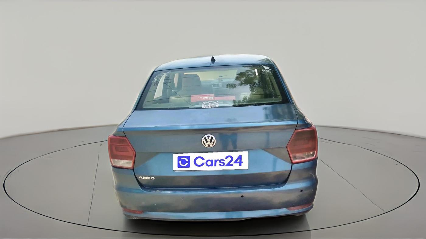2016 Volkswagen Ameo HIGHLINE1.2L, Petrol, Manual, 1,14,632 km, exterior