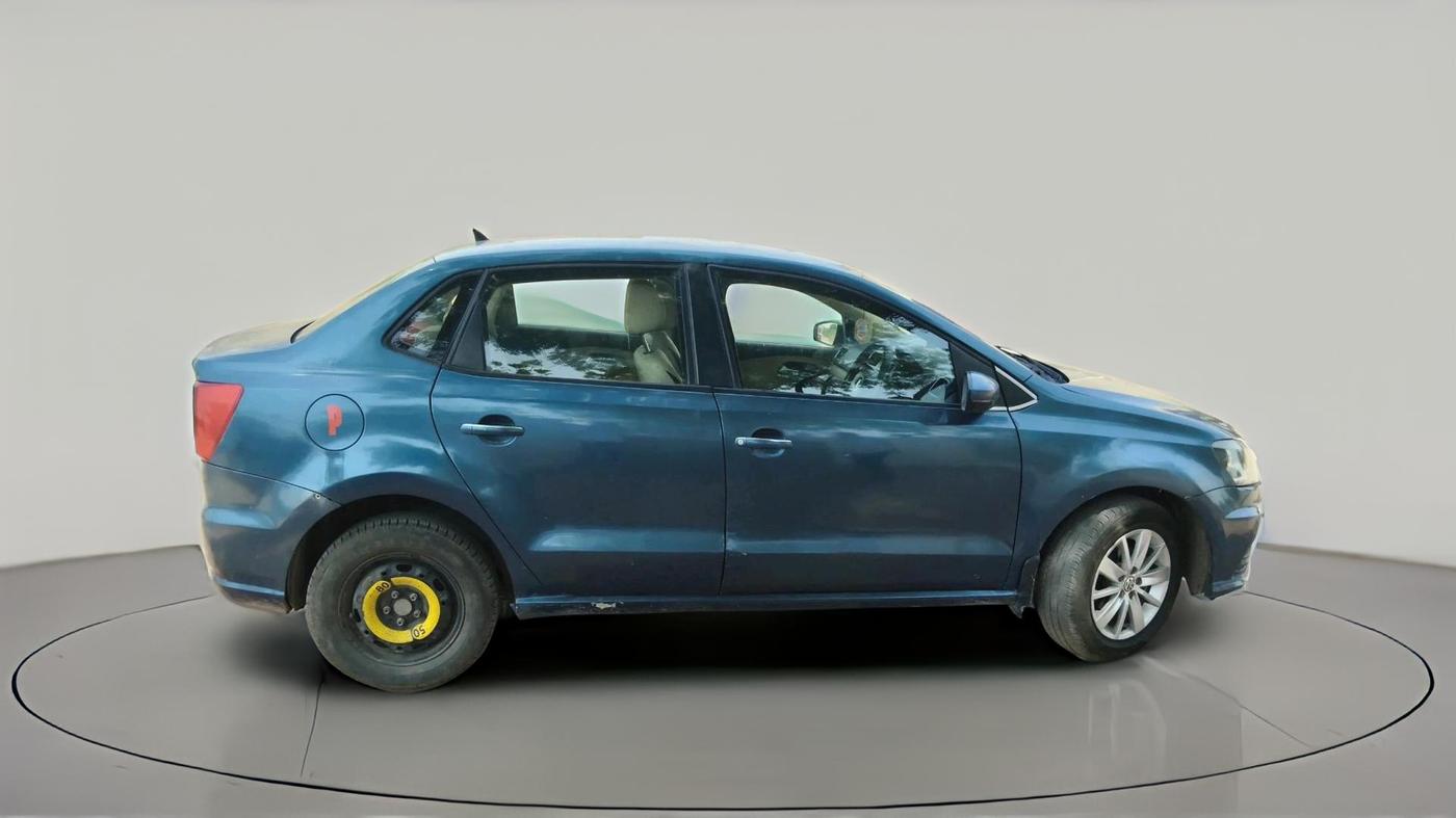 2016 Volkswagen Ameo HIGHLINE1.2L, Petrol, Manual, 1,14,632 km, exterior