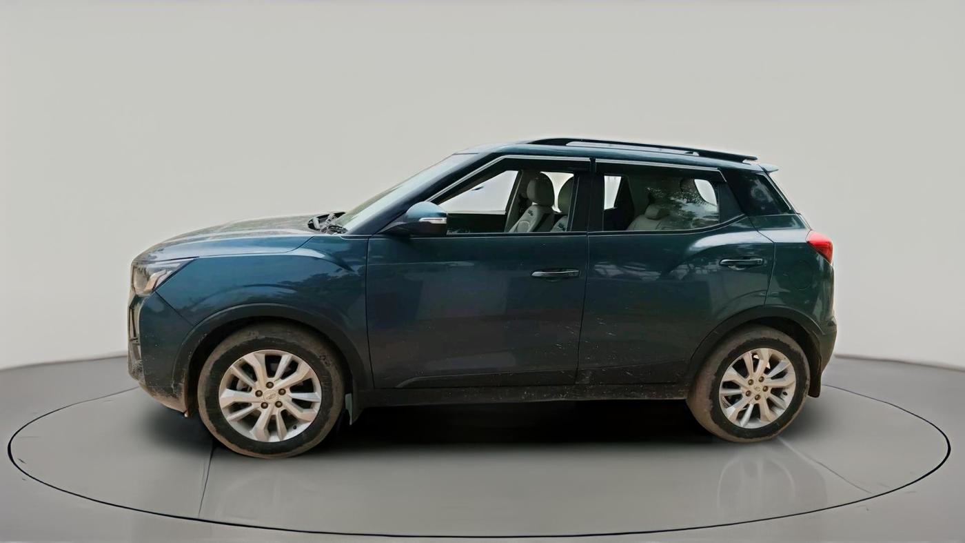 2021 Mahindra XUV300 W8 1.5 DIESEL, Diesel, Manual, 95,626 km, exterior