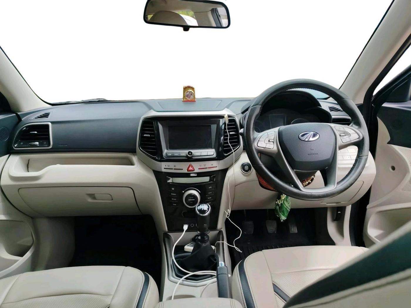 2021 Mahindra XUV300 W8 1.5 DIESEL, Diesel, Manual, 95,626 km, interior