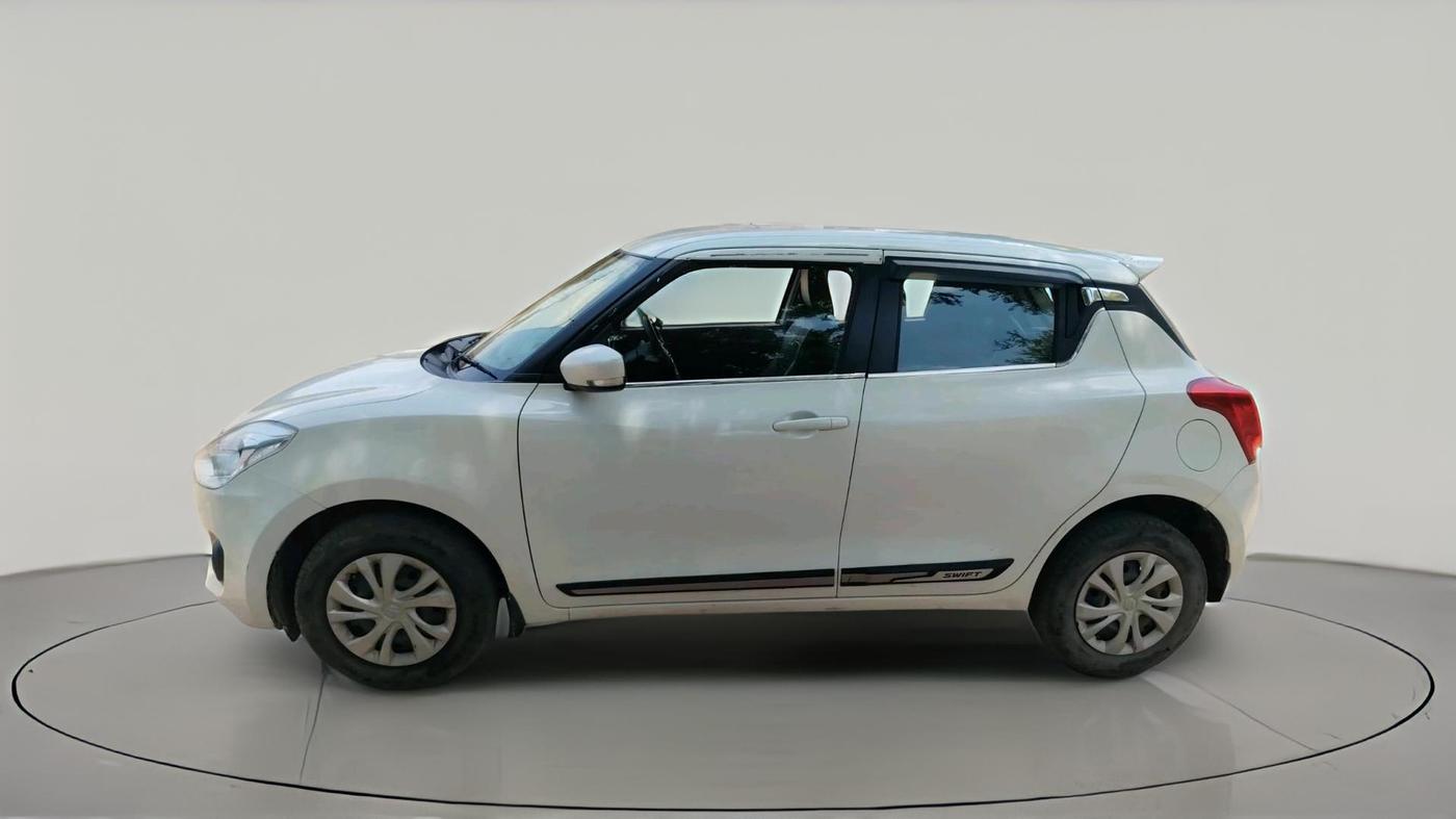 2021 Maruti Swift VXI, Petrol, Manual, 98,999 km, exterior