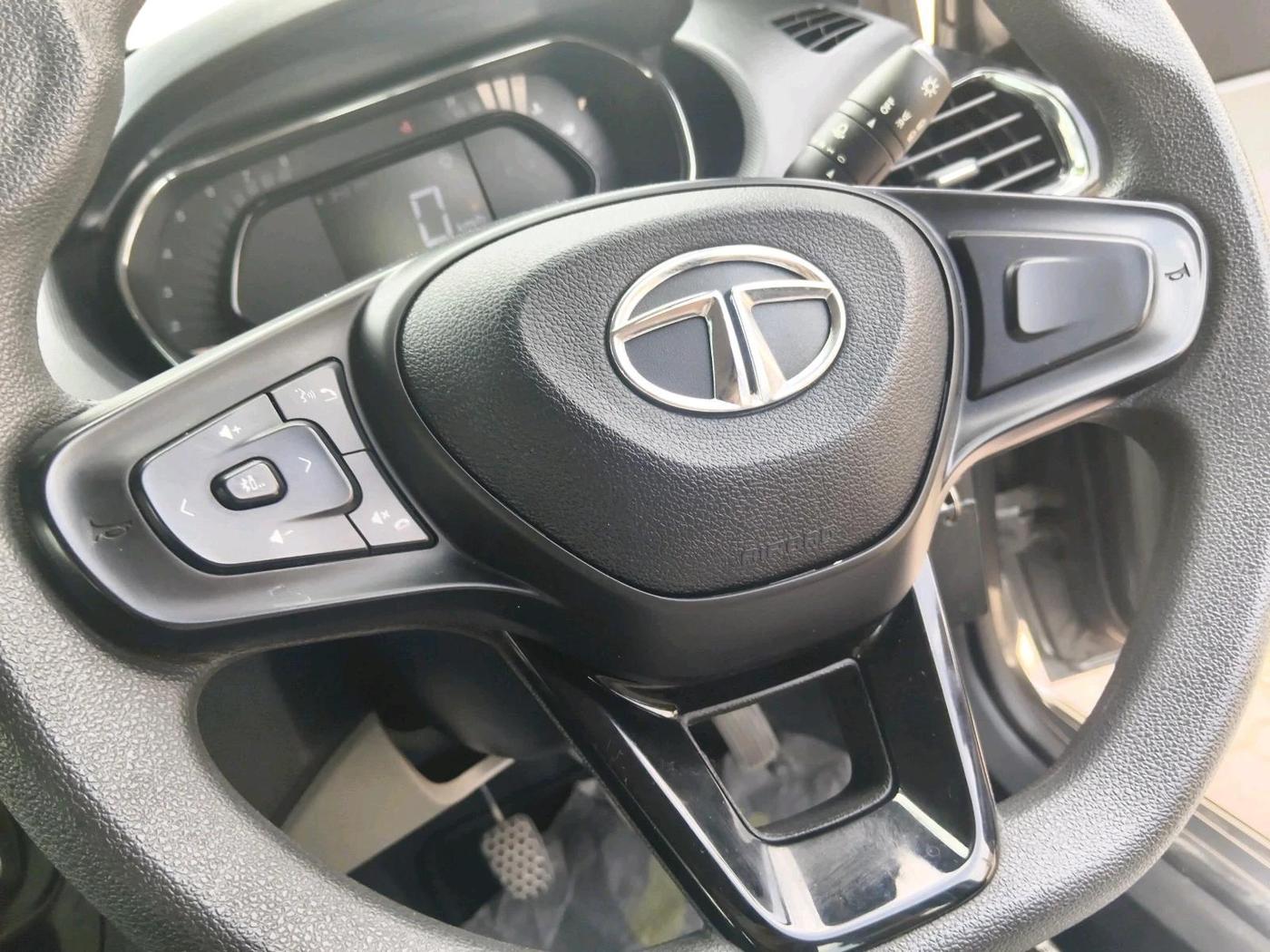 2023 Tata Tiago XT RHYTHM PETROL, Petrol, Manual, 12,423 km, interior