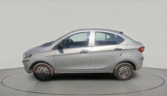 2017 Tata Tiago XE PETROL, Petrol, Manual, 93,135 km, exterior