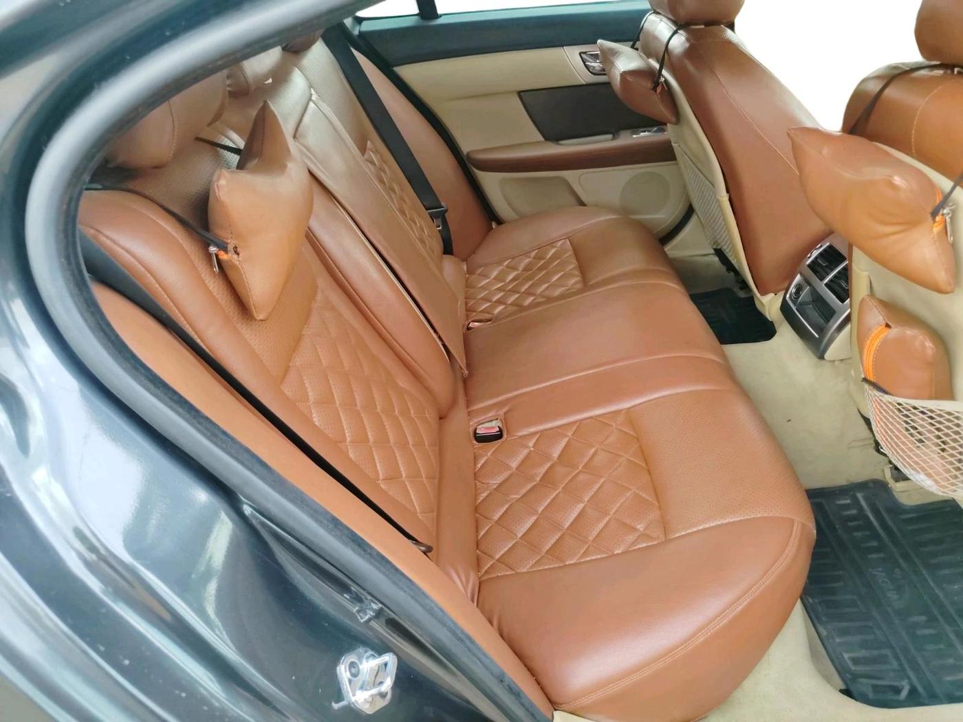 2015 Jaguar XF 2.2 DIESEL LUXURY, Diesel, Automatic, 1,22,780 km, interior
