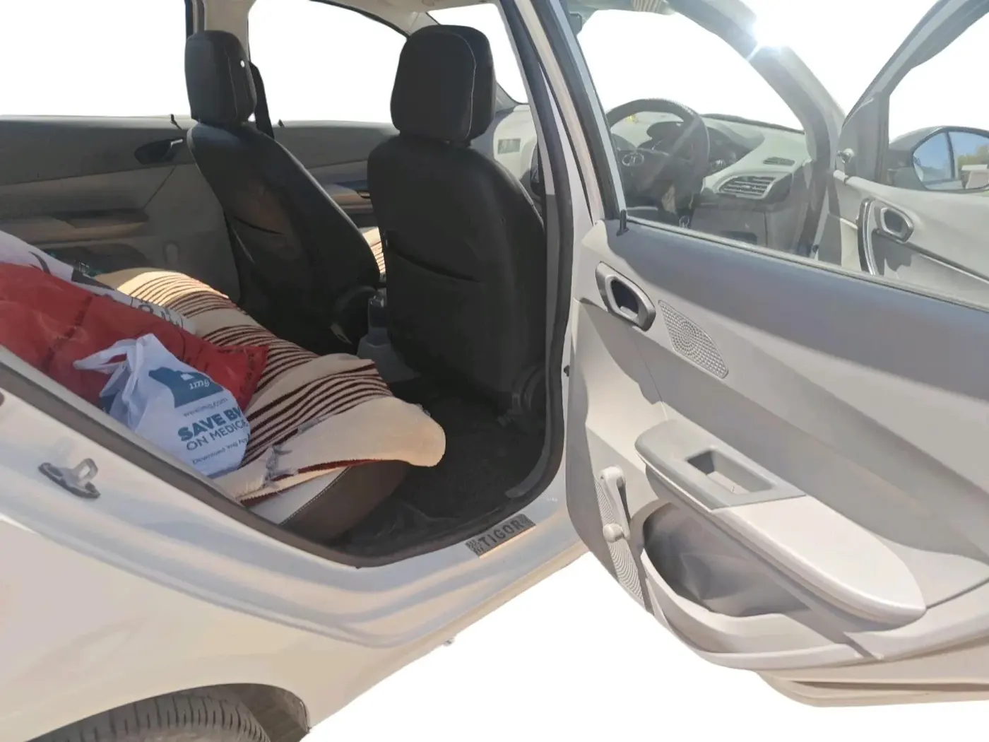 2022 Tata TIGOR XE PETROL, Petrol, Manual, 39,717 km, interior