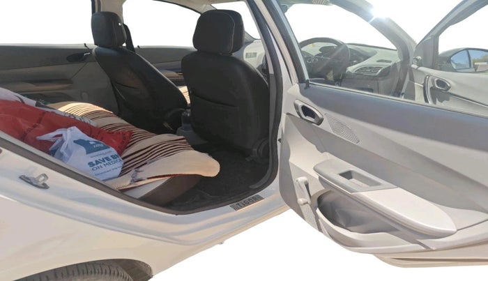 2022 Tata TIGOR XE PETROL, Petrol, Manual, 39,717 km, interior