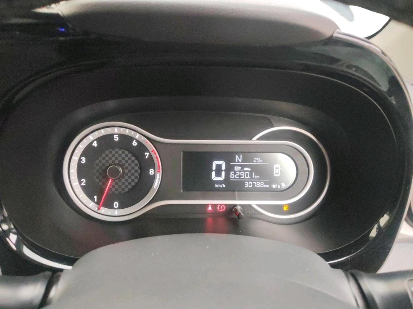 2022 Hyundai GRAND I10 NIOS SPORTZ AMT 1.2 KAPPA VTVT, Petrol, Automatic, 30,788 km, interior