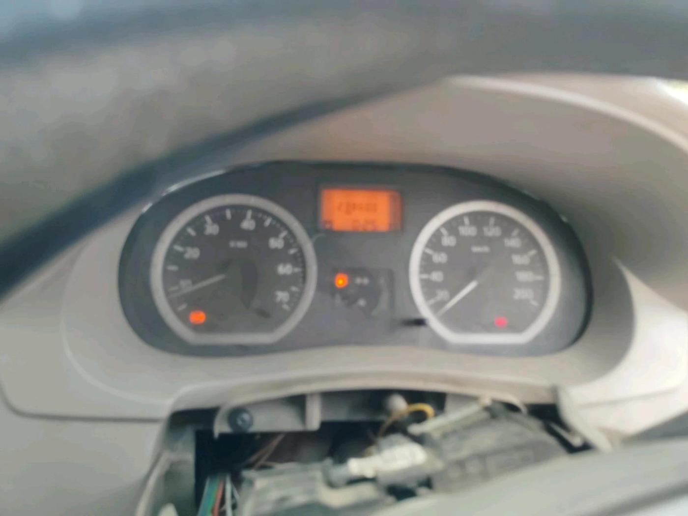 2011 Mahindra Verito 1.5 D6, Diesel, Manual, 2,38,600 km, interior