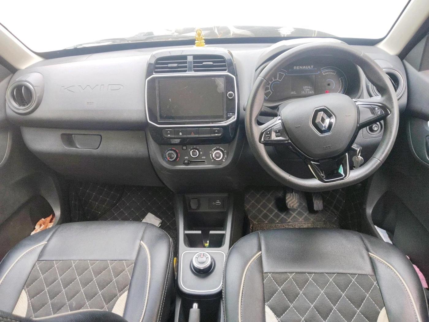 2024 Renault Kwid CLIMBER 1.0 AMT Dual Tone , Petrol, Automatic, 6,954 km, interior
