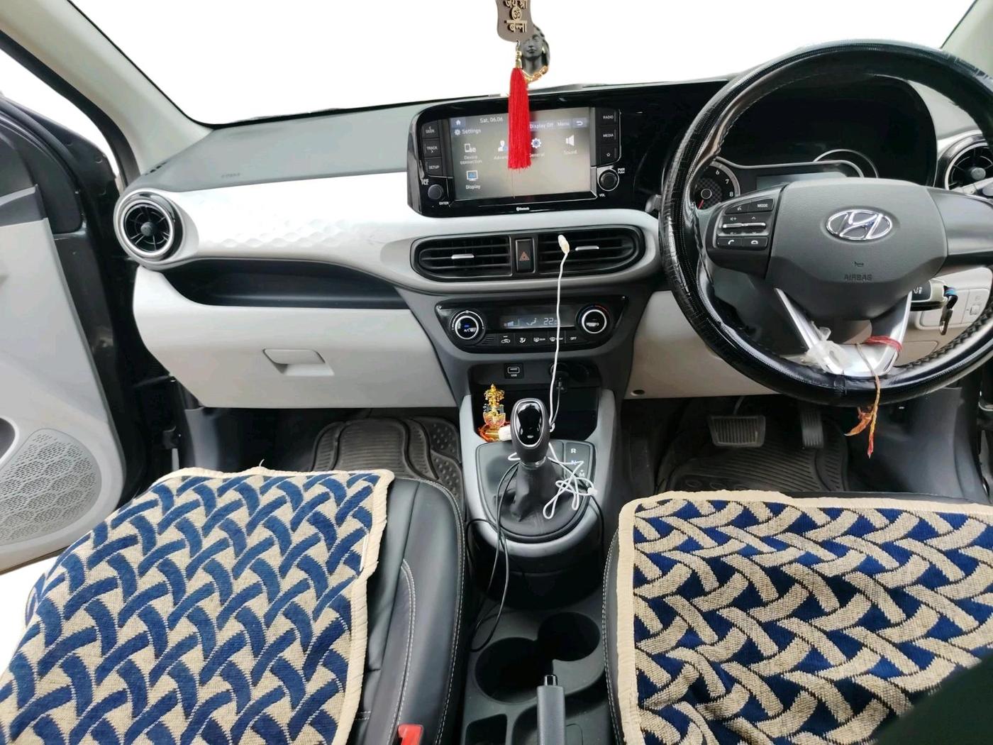 2022 Hyundai GRAND I10 NIOS SPORTZ AMT 1.2 KAPPA VTVT, Petrol, Automatic, 37,738 km, interior