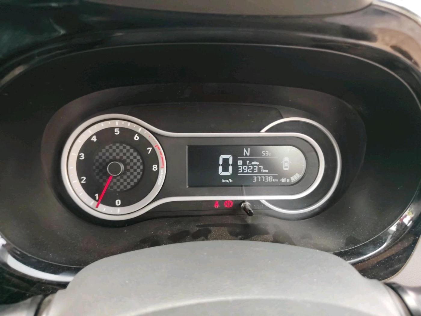 2022 Hyundai GRAND I10 NIOS SPORTZ AMT 1.2 KAPPA VTVT, Petrol, Automatic, 37,738 km, interior