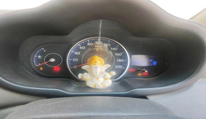 2012 Hyundai i10 MAGNA 1.1 LPG, Petrol, Manual, 2,32,559 km, interior