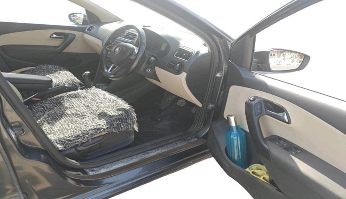 2018 Skoda Rapid AMBITION 1.6 MPI MT, Petrol, Manual, 50,453 km, interior