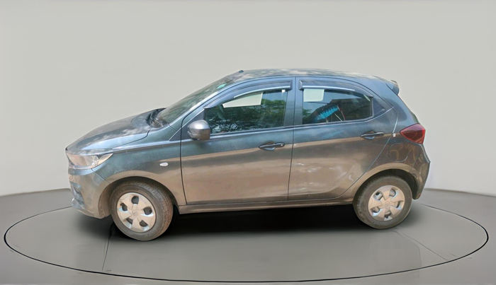 2024 Tata Tiago XE CNG, CNG, Manual, 38,106 km, exterior