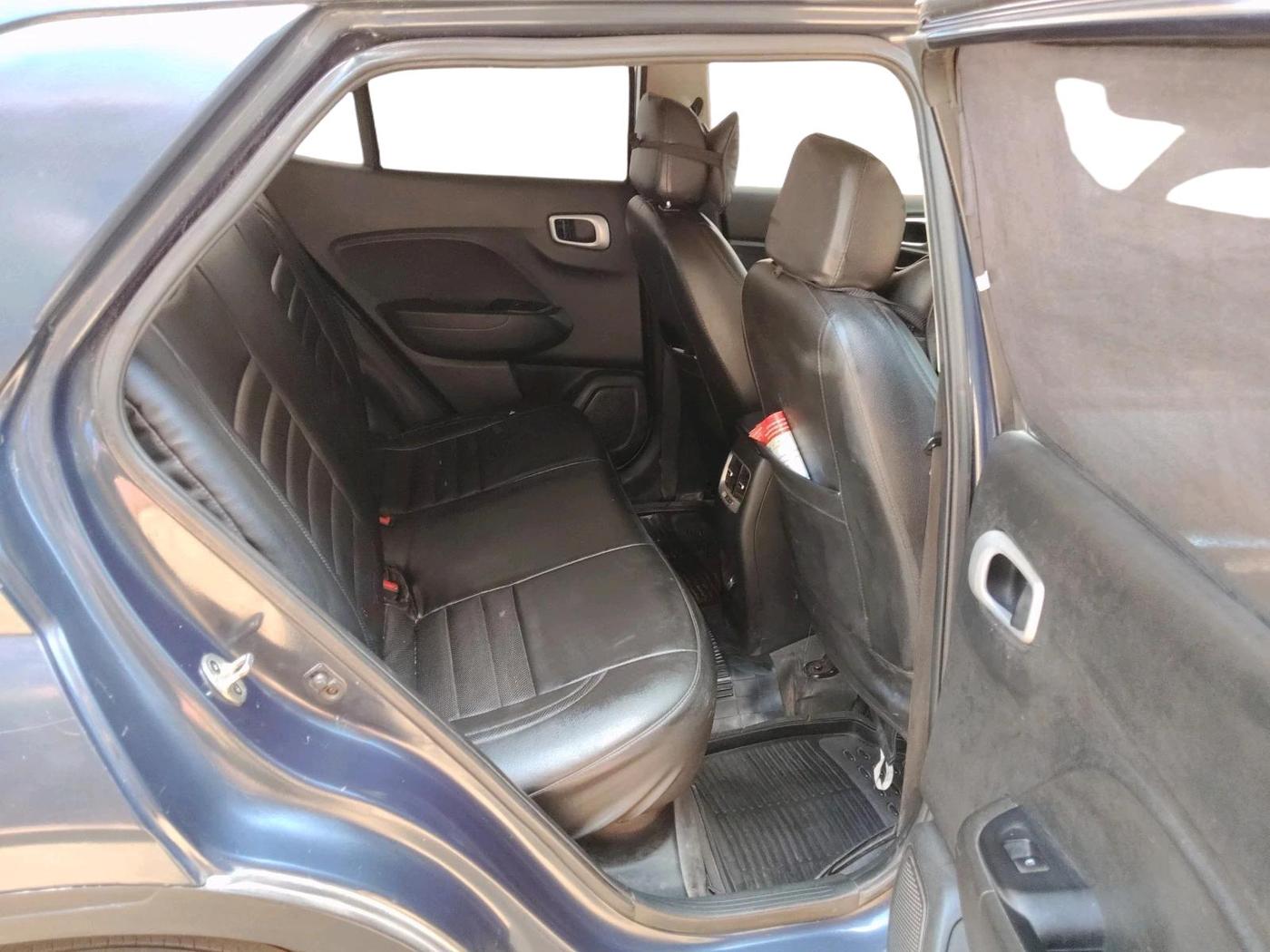 2019 Hyundai VENUE S 1.2, Petrol, Manual, 1,04,181 km, interior