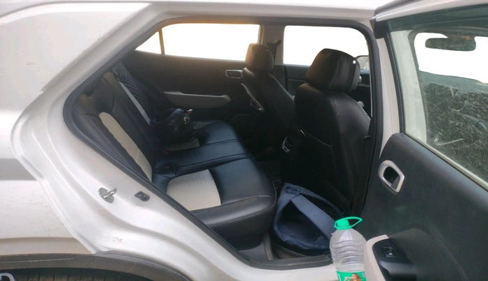 2024 Hyundai VENUE S PLUS 1.5 CRDI, Diesel, Manual, 18,100 km, interior