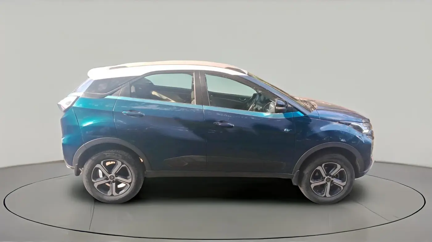 2022 Tata NEXON EV XZ PLUS, Electric, Automatic, 61,500 km, exterior