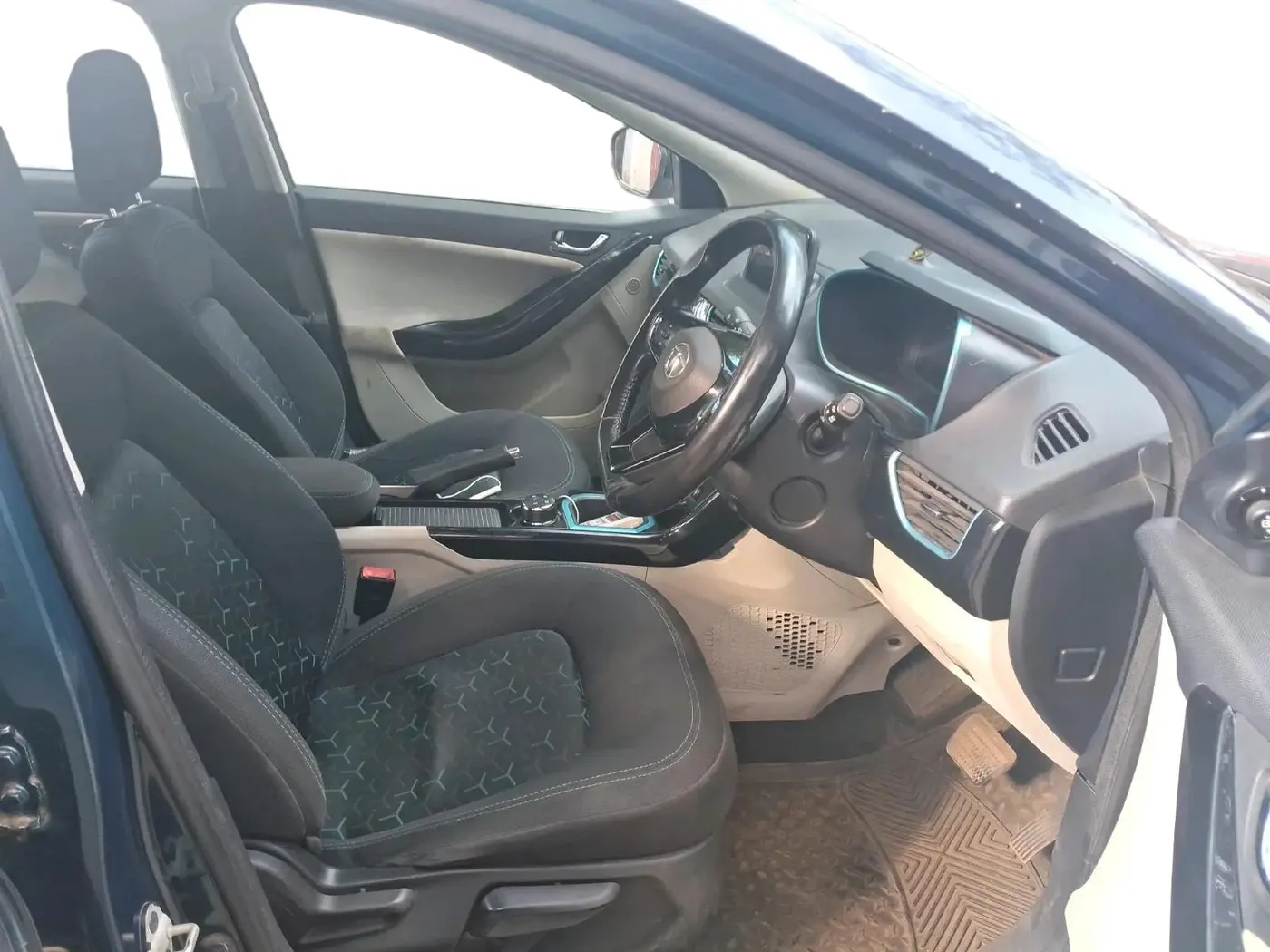 2022 Tata NEXON EV XZ PLUS, Electric, Automatic, 61,500 km, interior